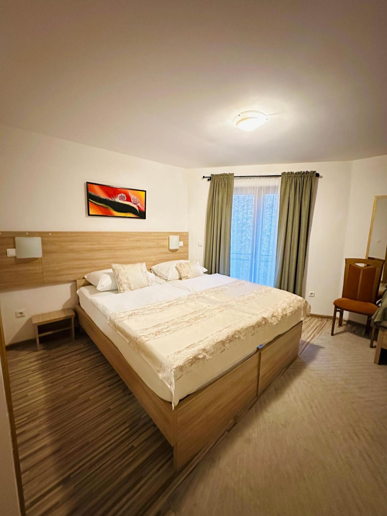 Motel Stovrela Цазин Экстерьер фото